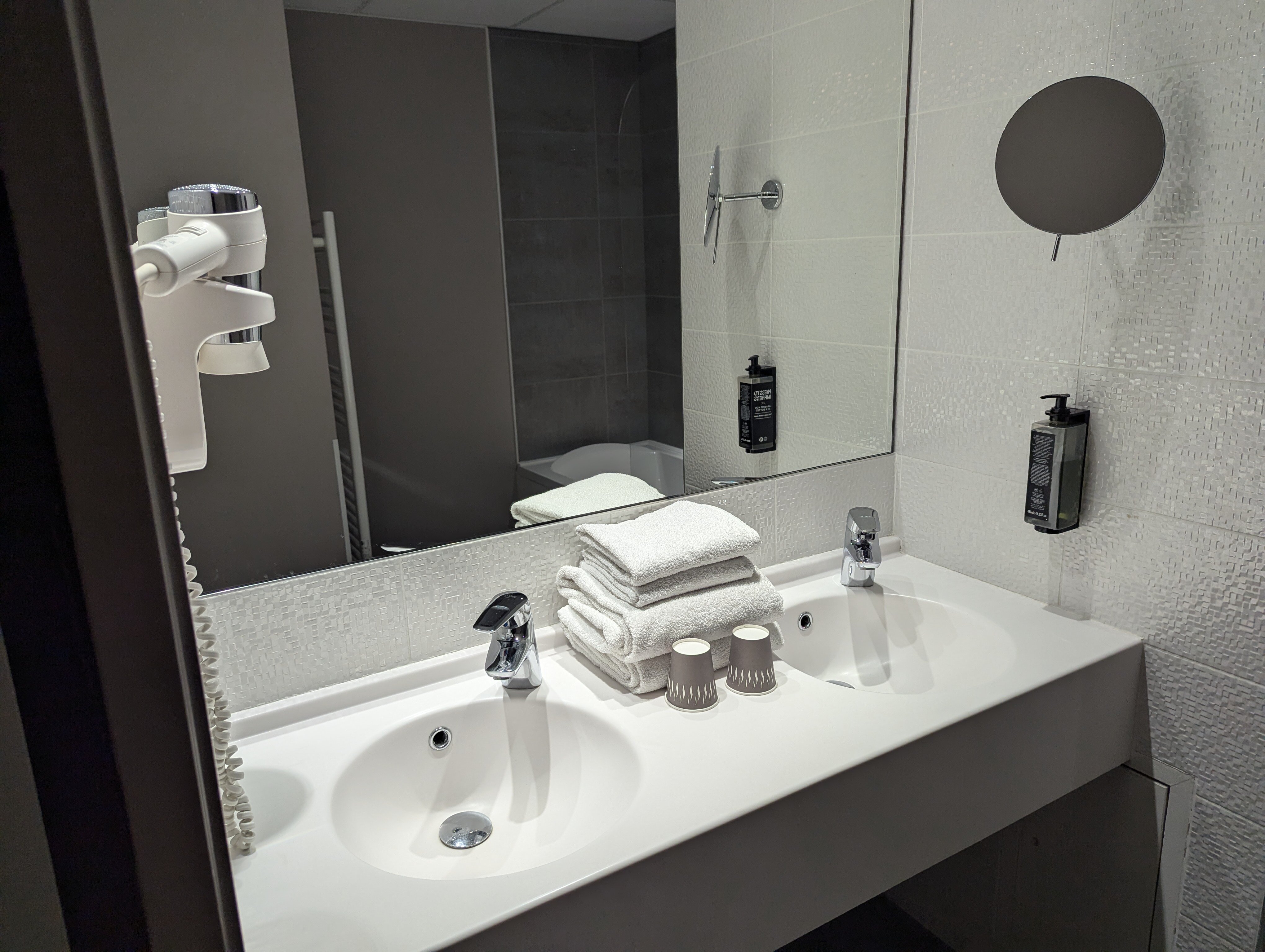 ibis styles montargis arboria-浴室