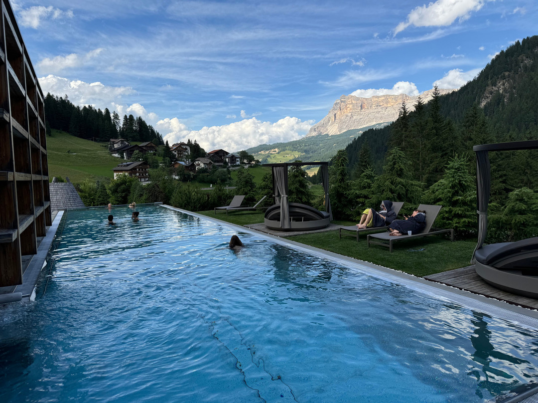 克丽斯塔罗酒店主图