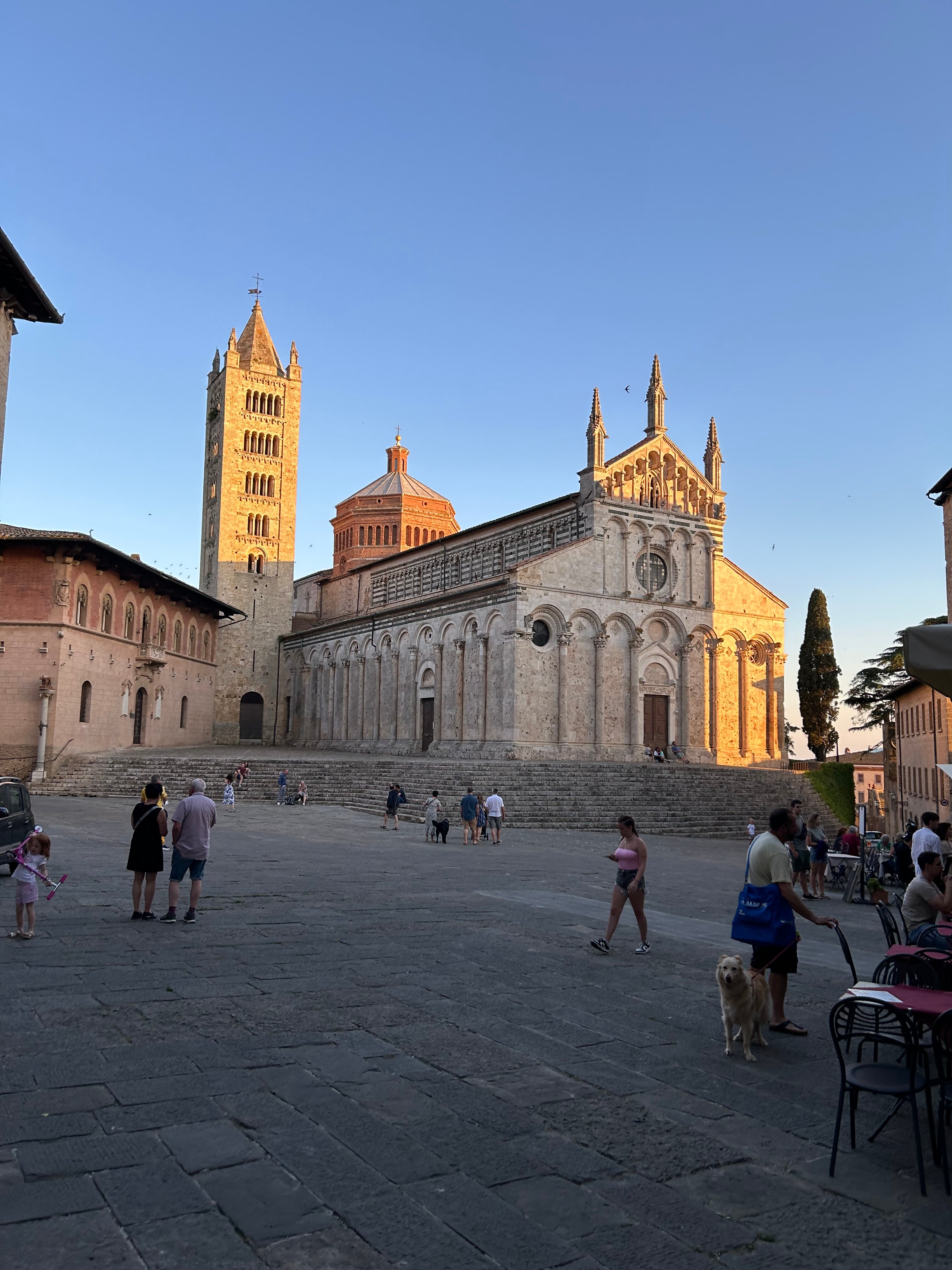 SLEEP 'N' RIDE Massa Marittima-官方