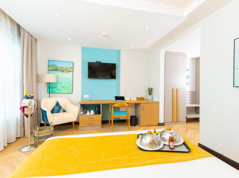 特里亚努姆乌尔瓦兹广场酒店主图