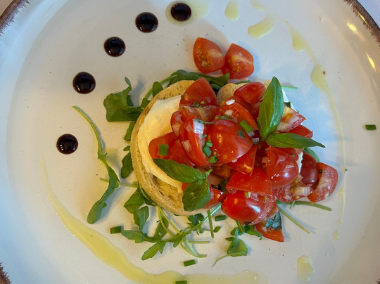 Alba Restaurant And Bar