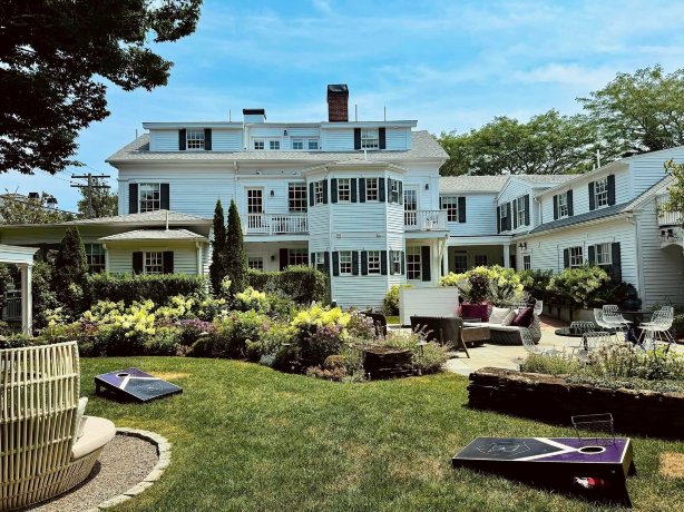 The Richard, The Edgartown Collection：理查德，埃德加敦系列-浴室