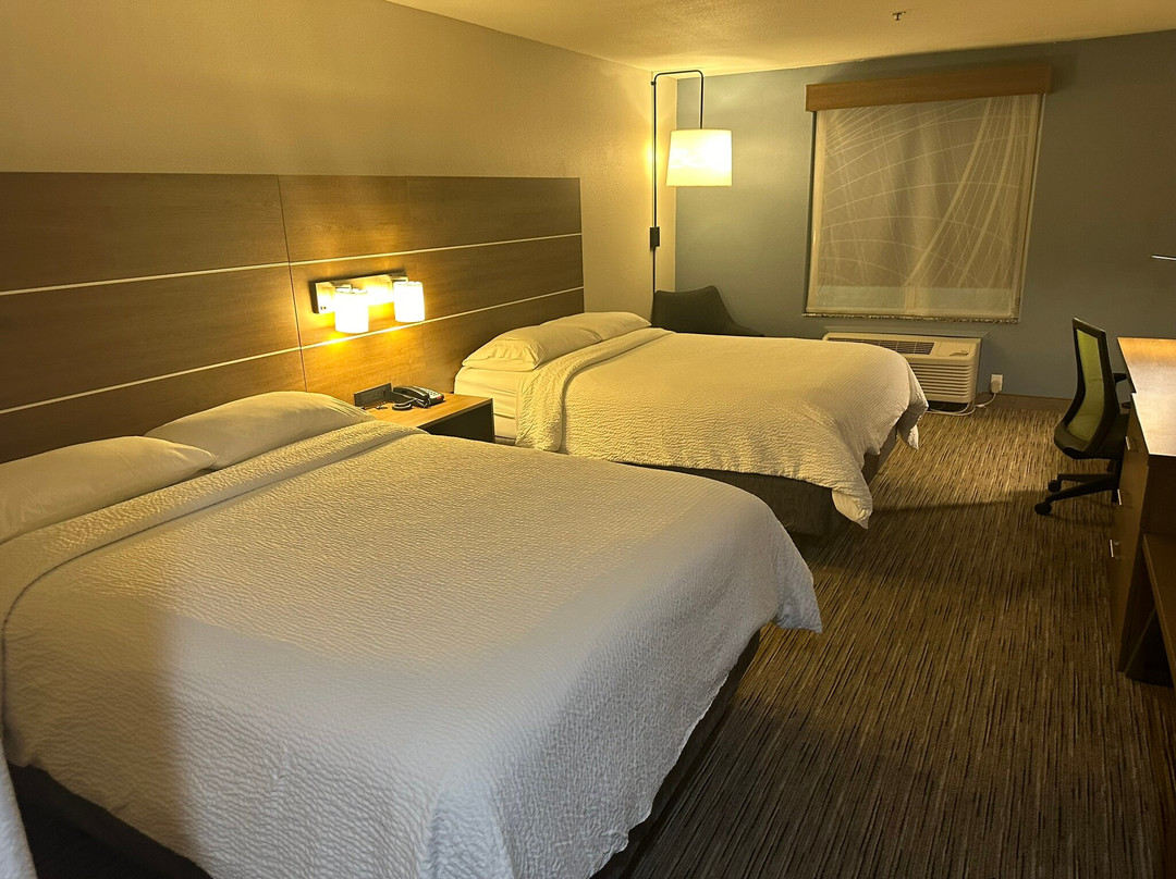 Holiday Inn Express & Suites Oakhurst-yosemite Park Area By IHG主图