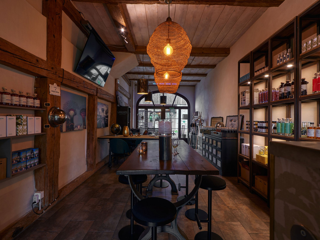 Distillerie Larusee-Fenin必去景点