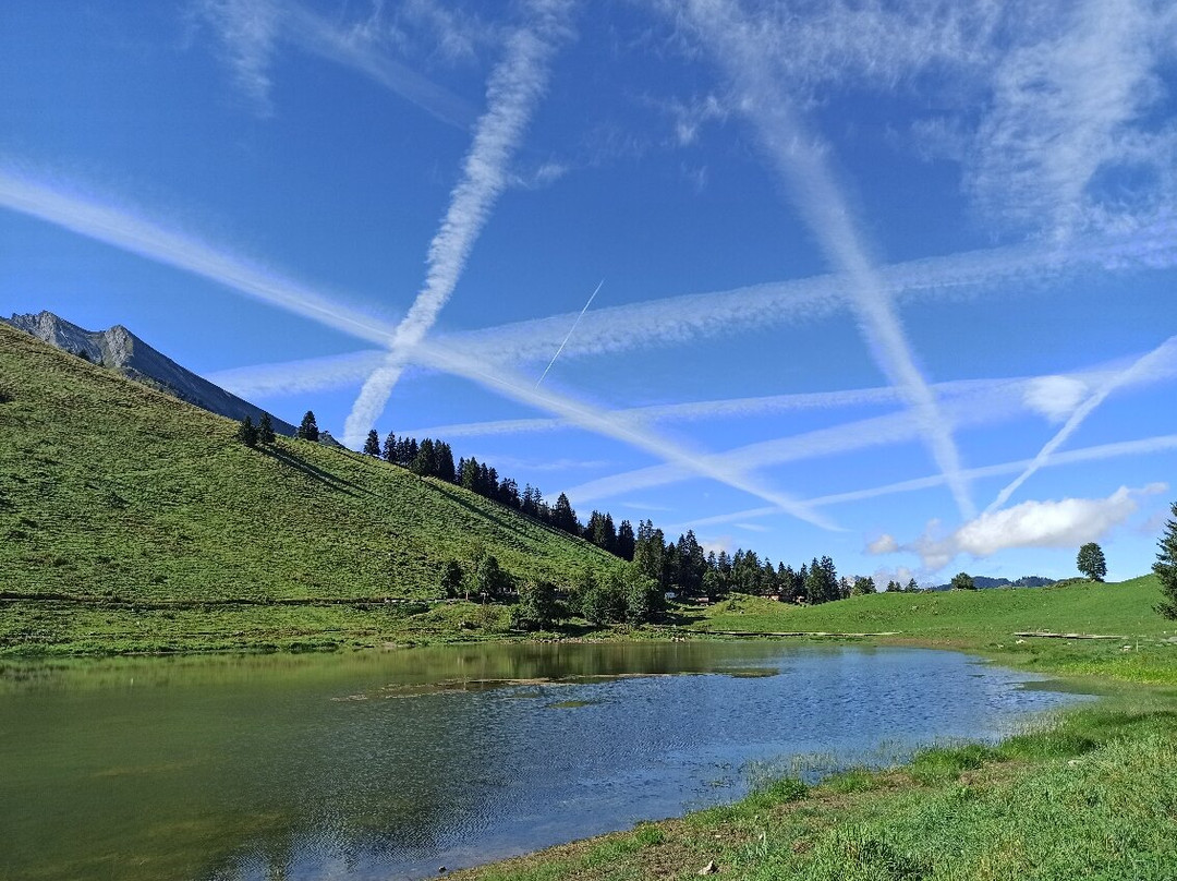 Lac Des Confins景点图片