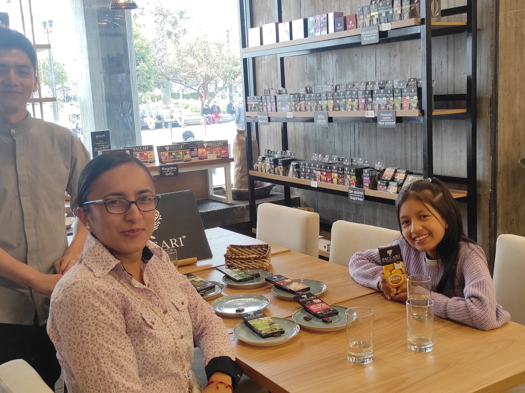 Paccari Plaza Grande