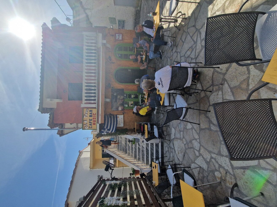 Old Town Cafe Bar景点图片
