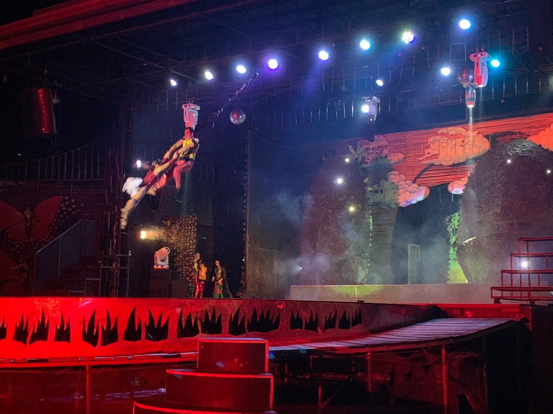 Gloria's Fantasyland-达皮丹市必去景点