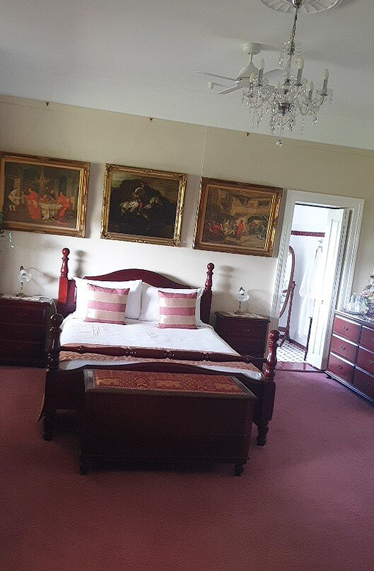 Leconfield House主图