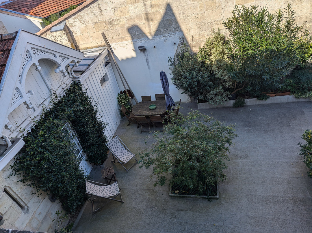 拉浩特蒙田酒店主图