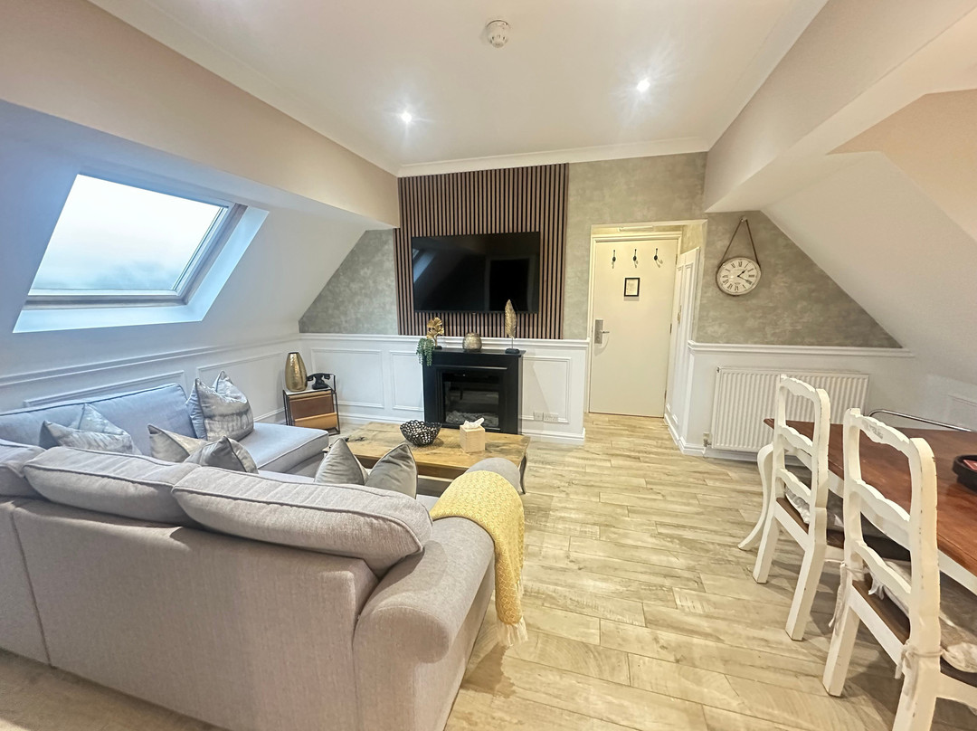 贝斯特韦斯特格拉斯米尔红狮酒店主图