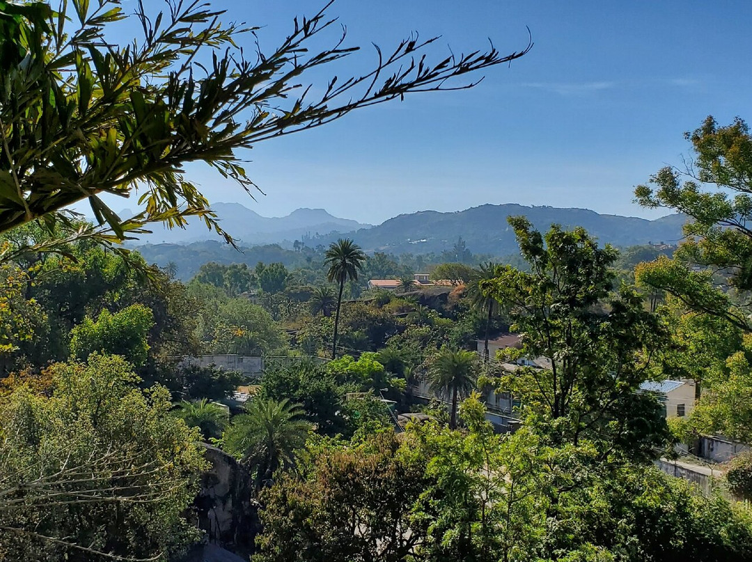 The Colonial Manek Manor主图