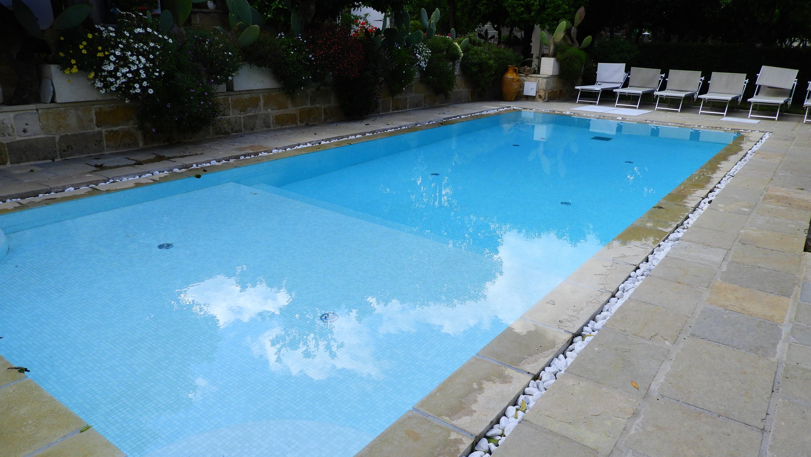 Palazzo Guglielmo Albergo Diffuso-泳池