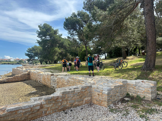 Bike Tours Istria-普拉必去景点