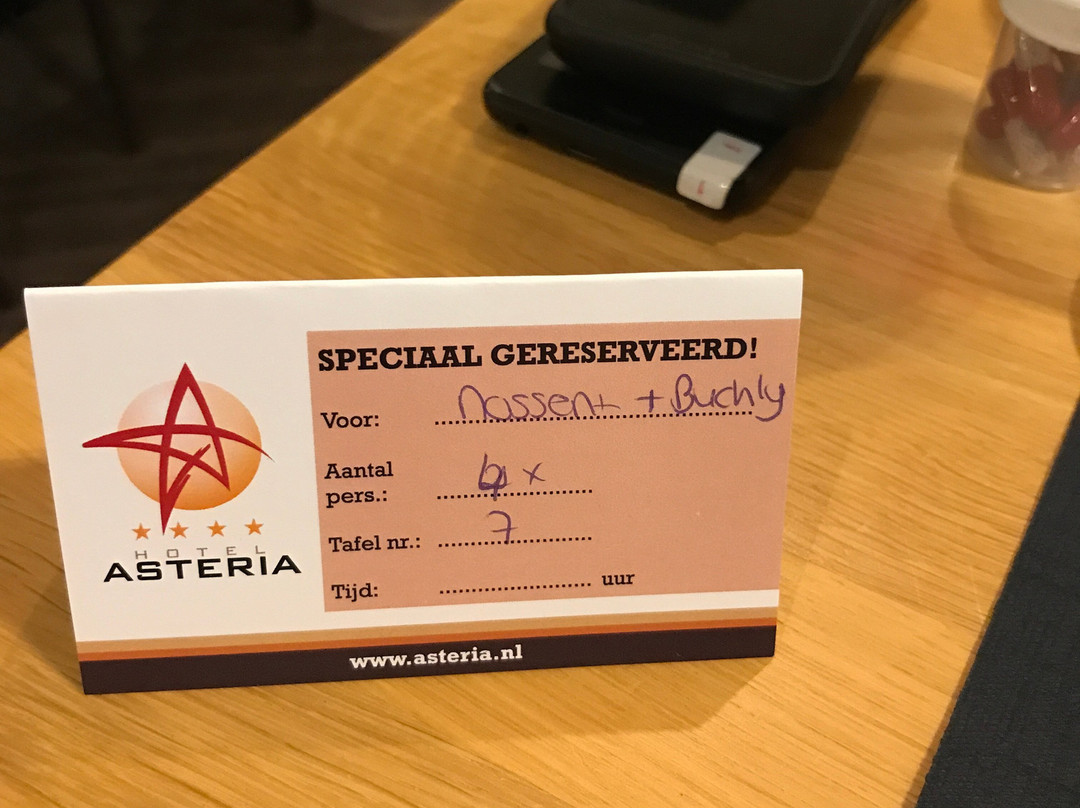 阿斯特利亚酒店主图