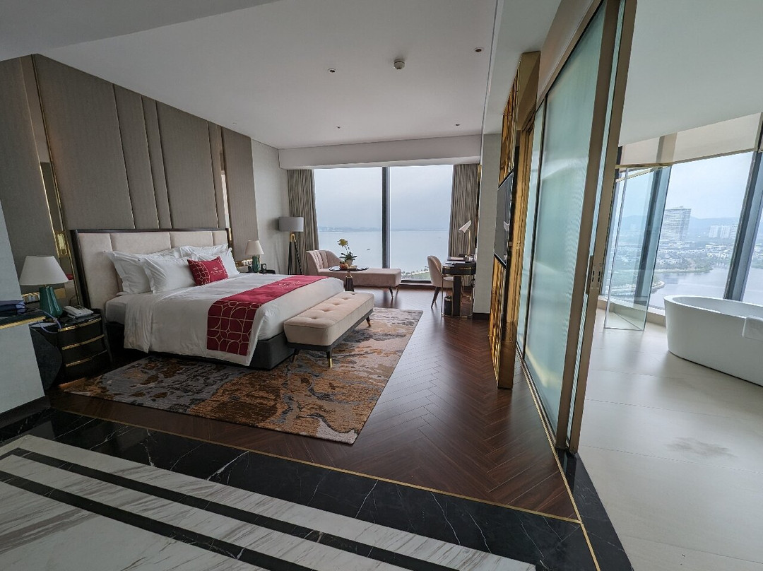Radisson Blu Hotel, Ha Long Bay主图