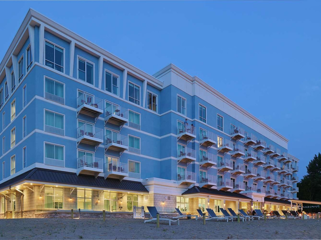 Hampton Inn & Suites Manistee Waterfront