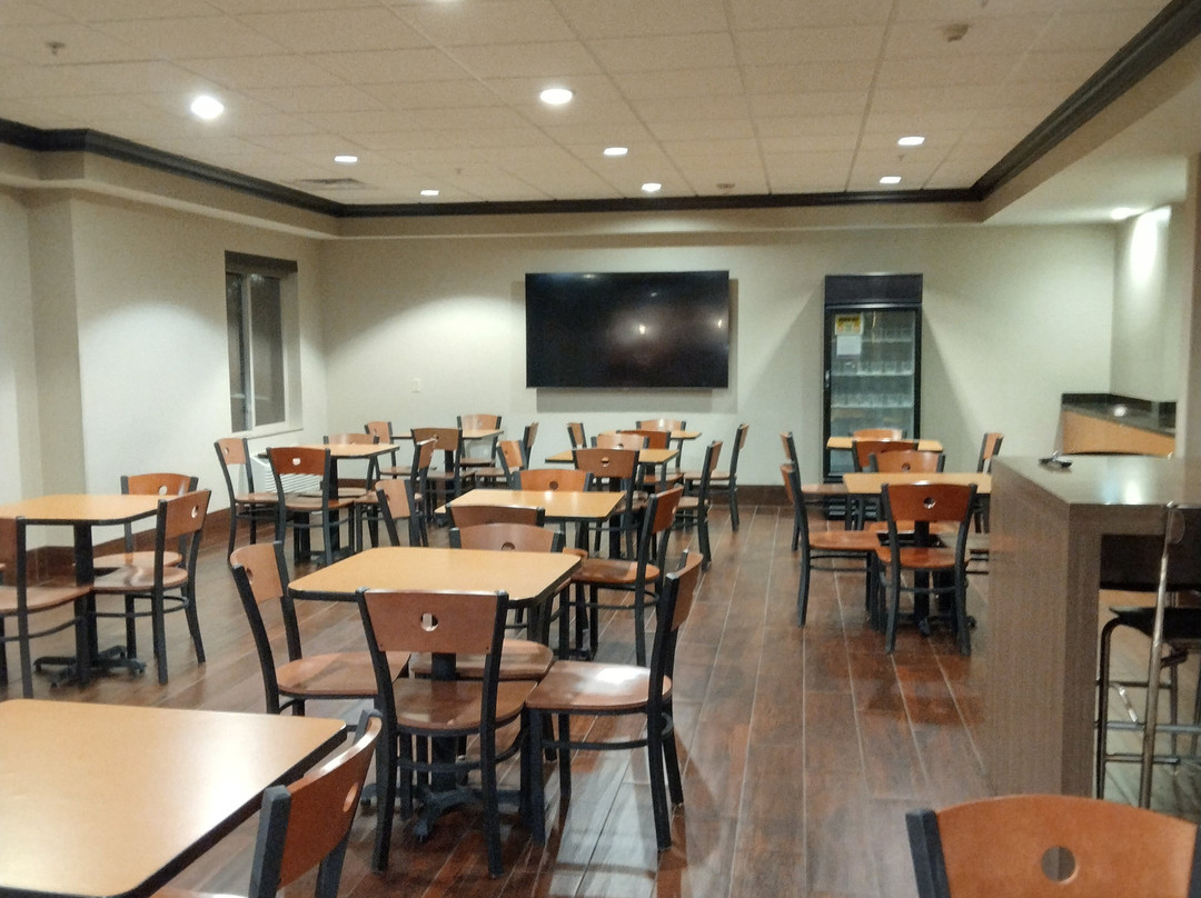 Sleep Inn & Suites Madison - Monona主图