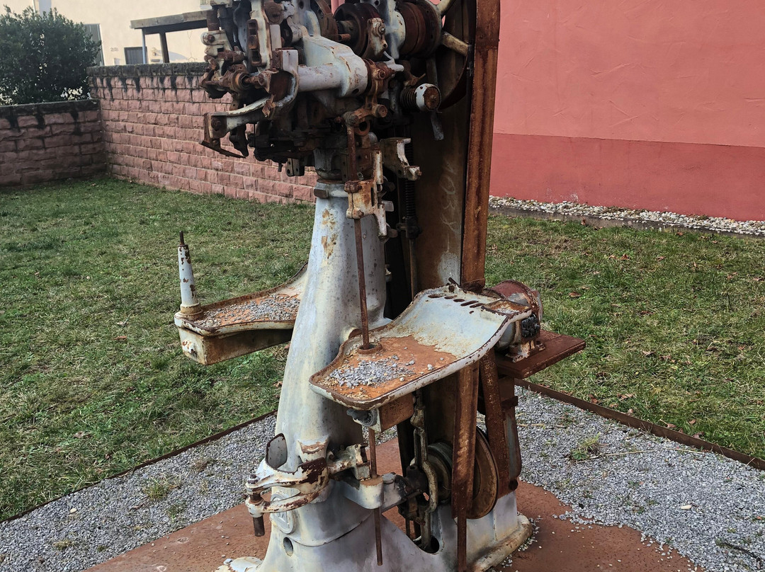 Denkmal Zwickmaschine-Hauenstein必去景点