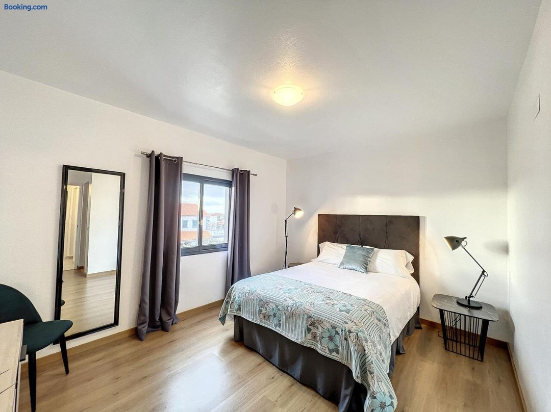 Pix Apartments