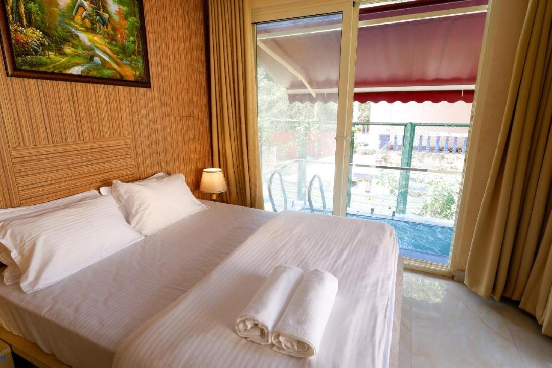 360 Bliss Dia Hotels