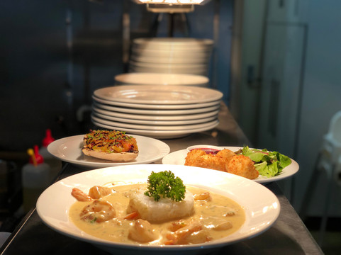 The Rocks Restaurant & Bar