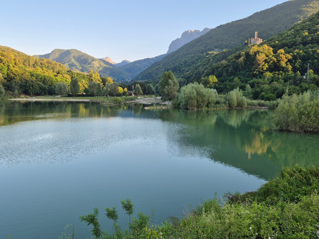 Lago Di Gramolazzo景点图片