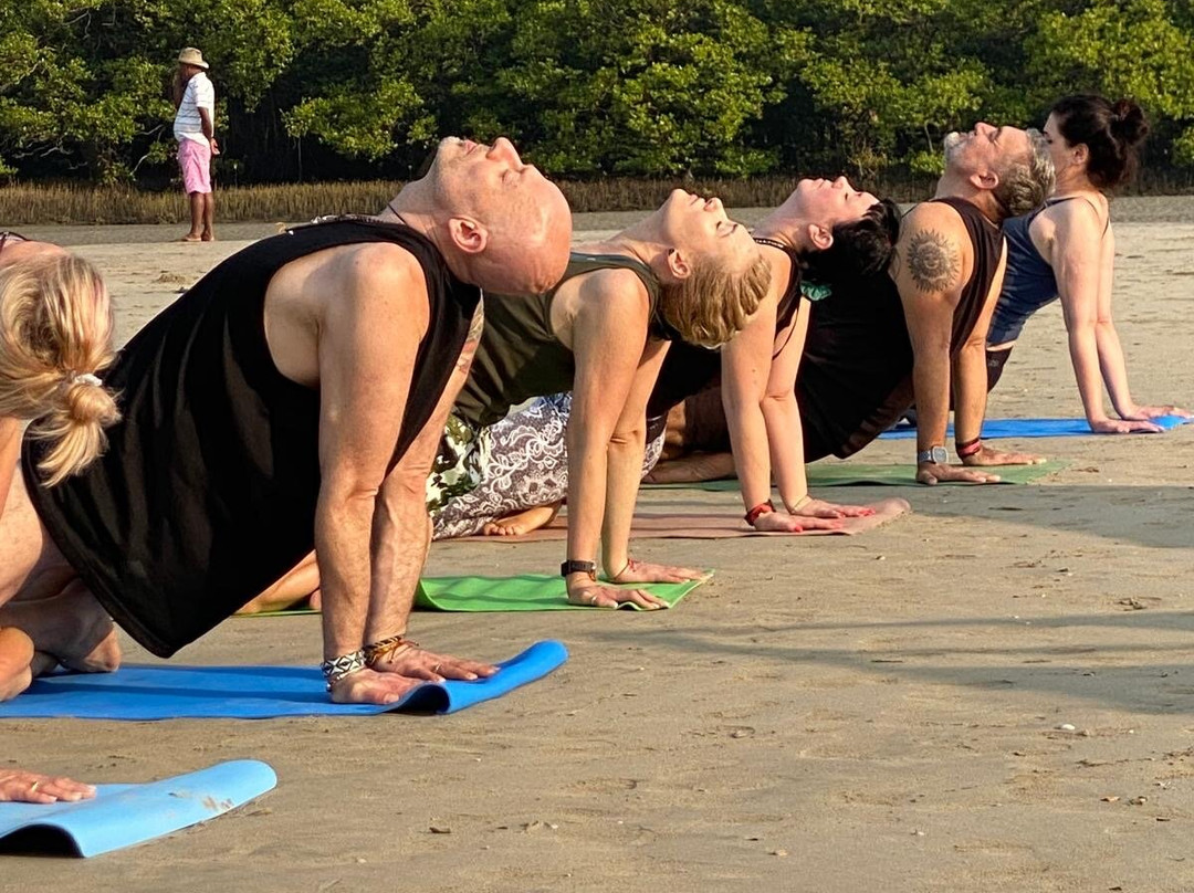 Sunrise Yoga with Ayush - Varanasi-瓦拉纳西必去景点