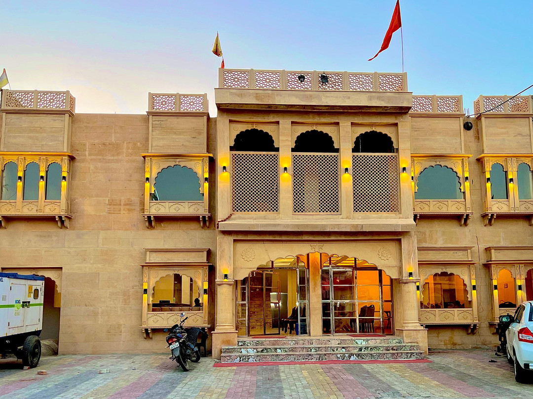 Siyavar Palace