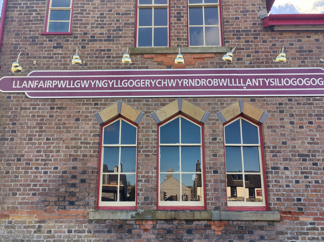 Llanfairpwll Railway Station景点图片