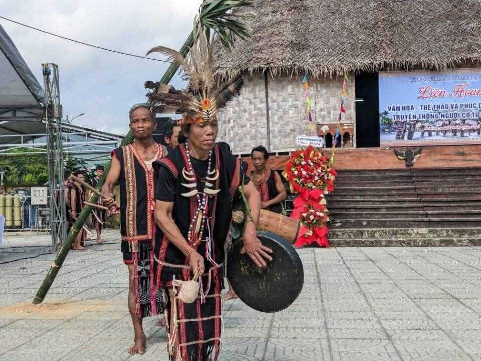 Jeep Tour Viet Nam-岘港必去景点