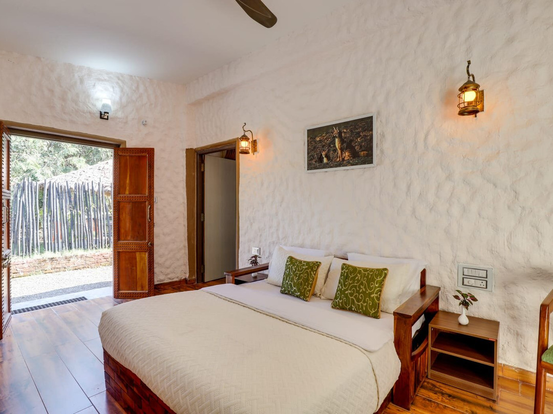 Kanha Bhil's Kabeela Resort & Spa