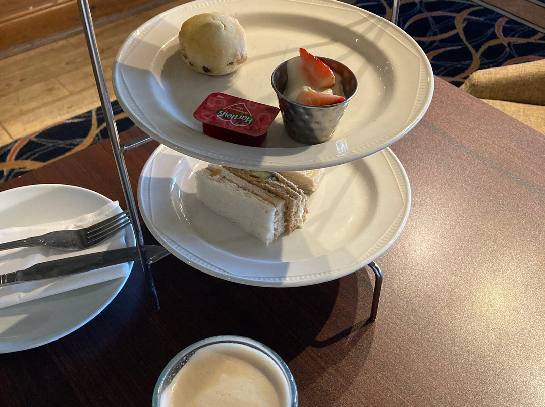 Spa & Leisure at Waterton Park Hotel景点图片