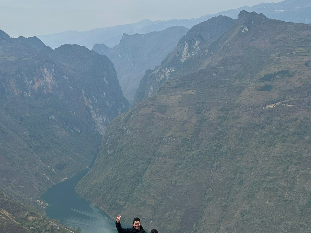 Ma Pi Leng Pass景点图片