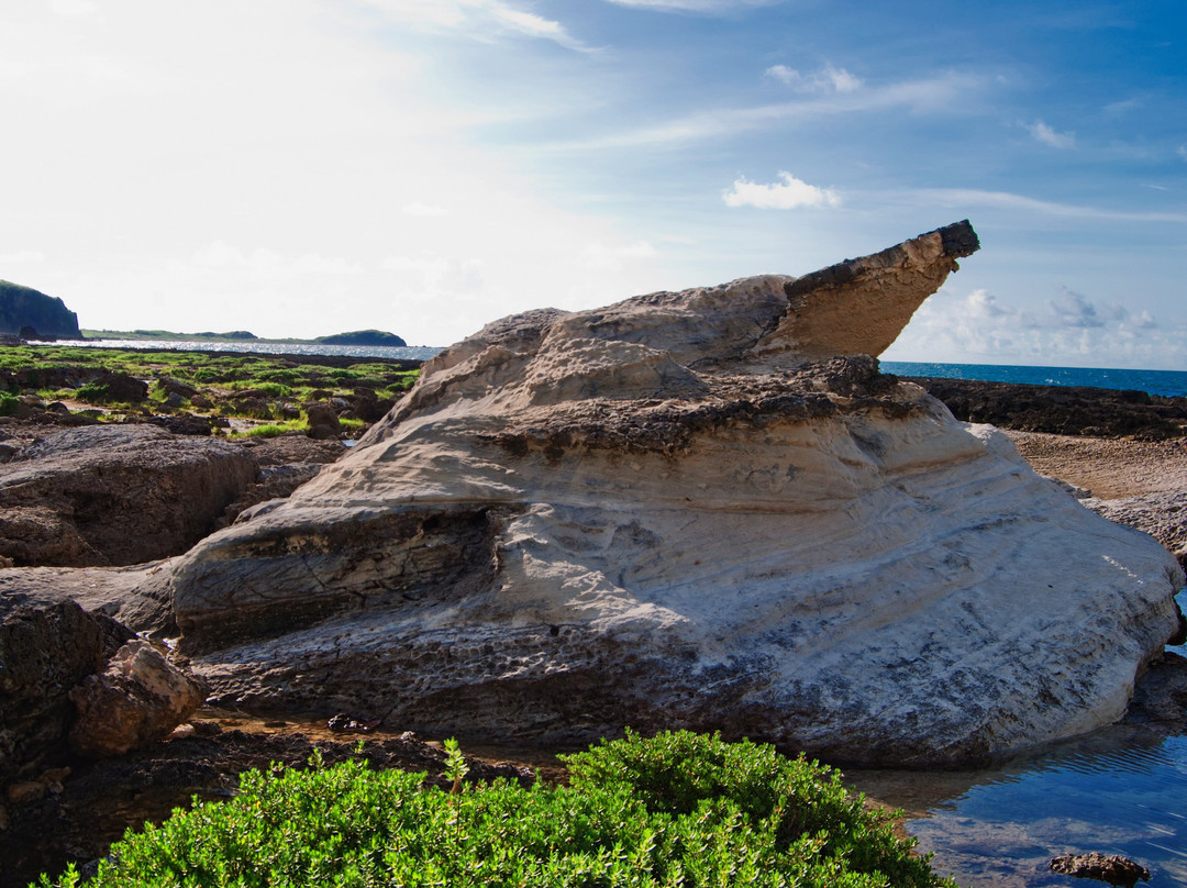 Kapurpurawan Rock Formation-Burgos必去景点