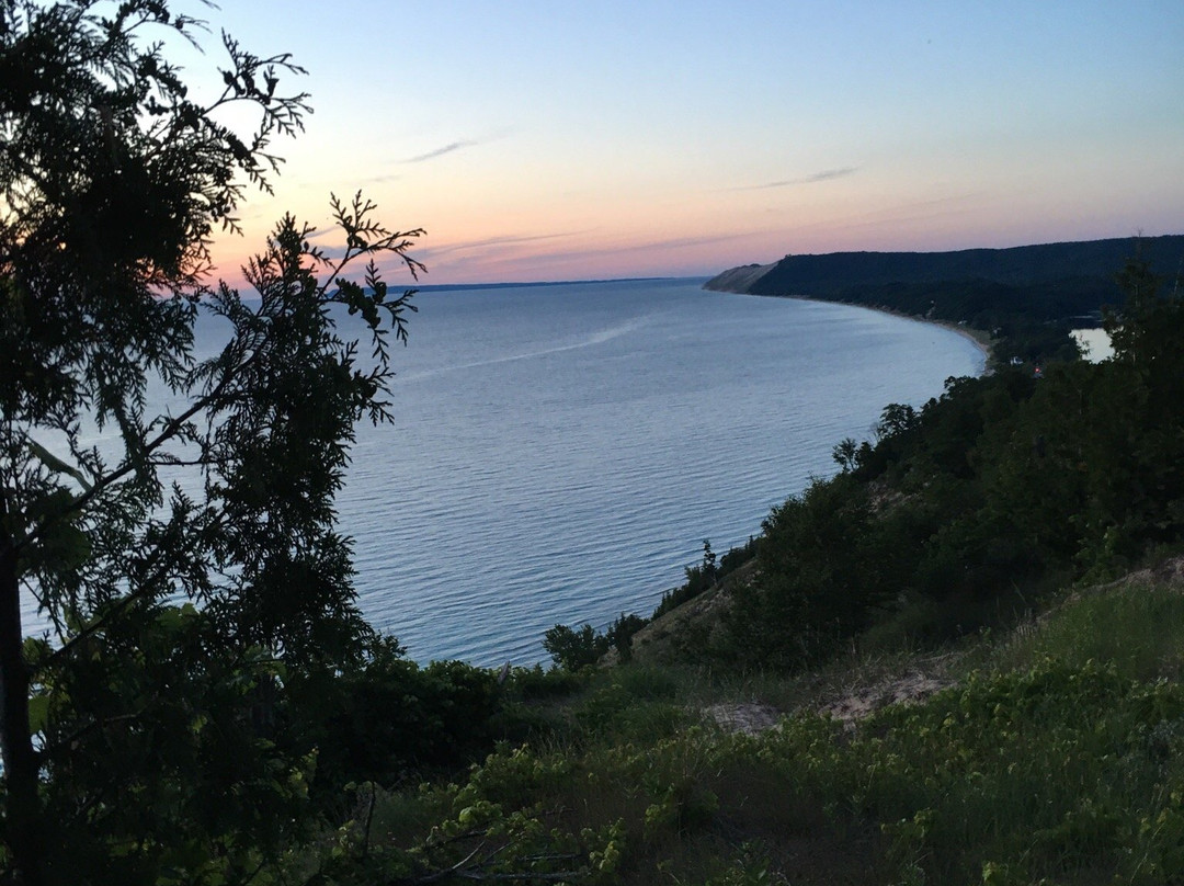 Dune Climb Inn主图