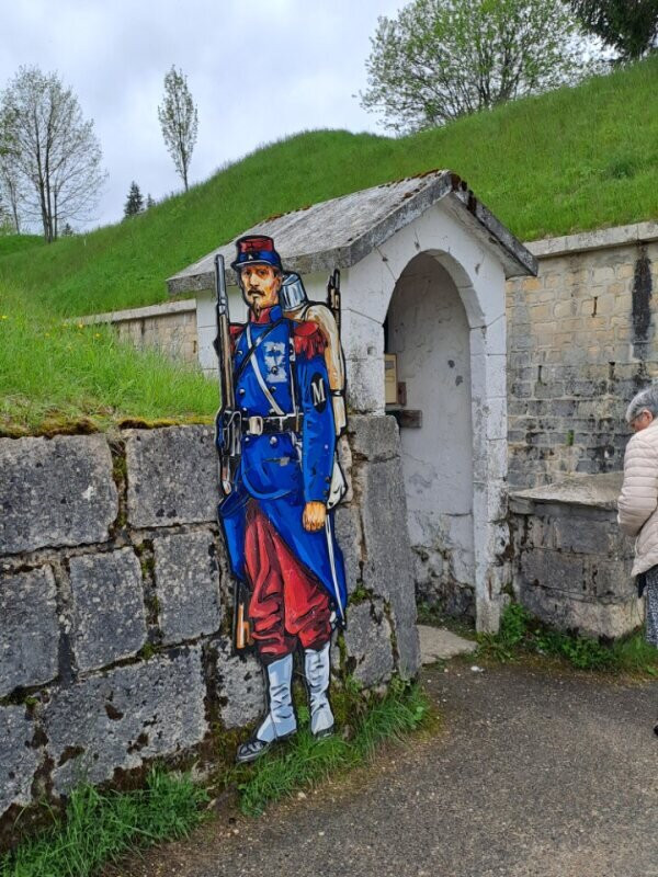 Fort des Rousses Juraflore-Les Rousses必去景点