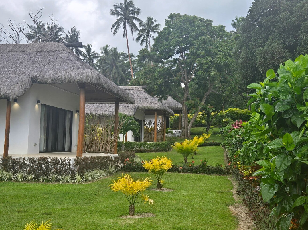 潮汐河段度假酒店主图