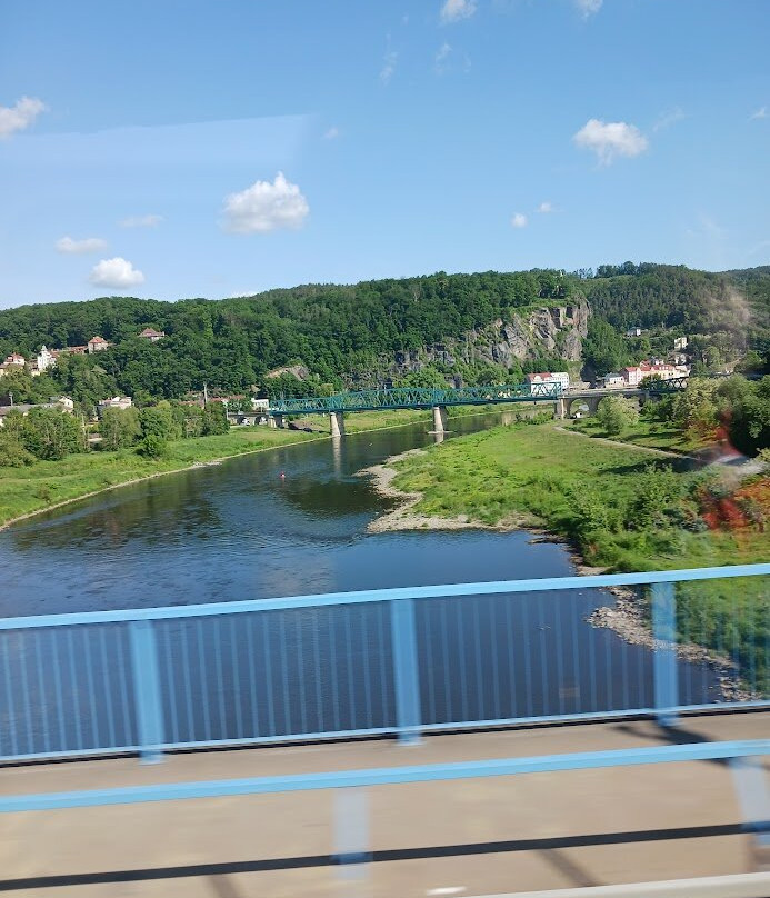 Elbe River-德辛必去景点