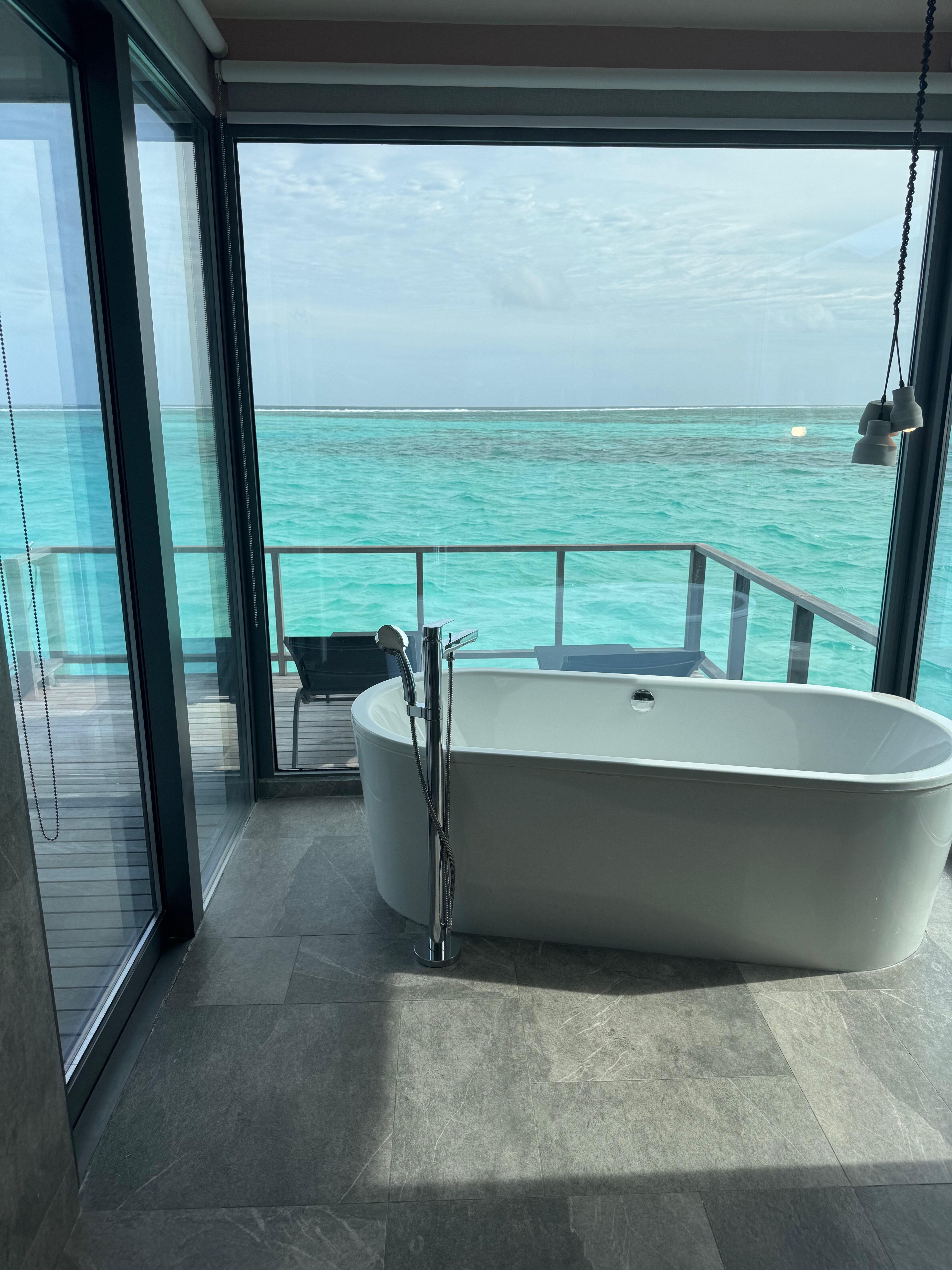 Le Méridien Maldives Resort & Spa-浴室