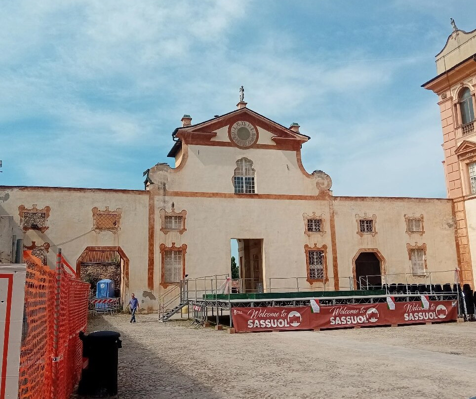 Piazzale della Rosa-萨索洛必去景点