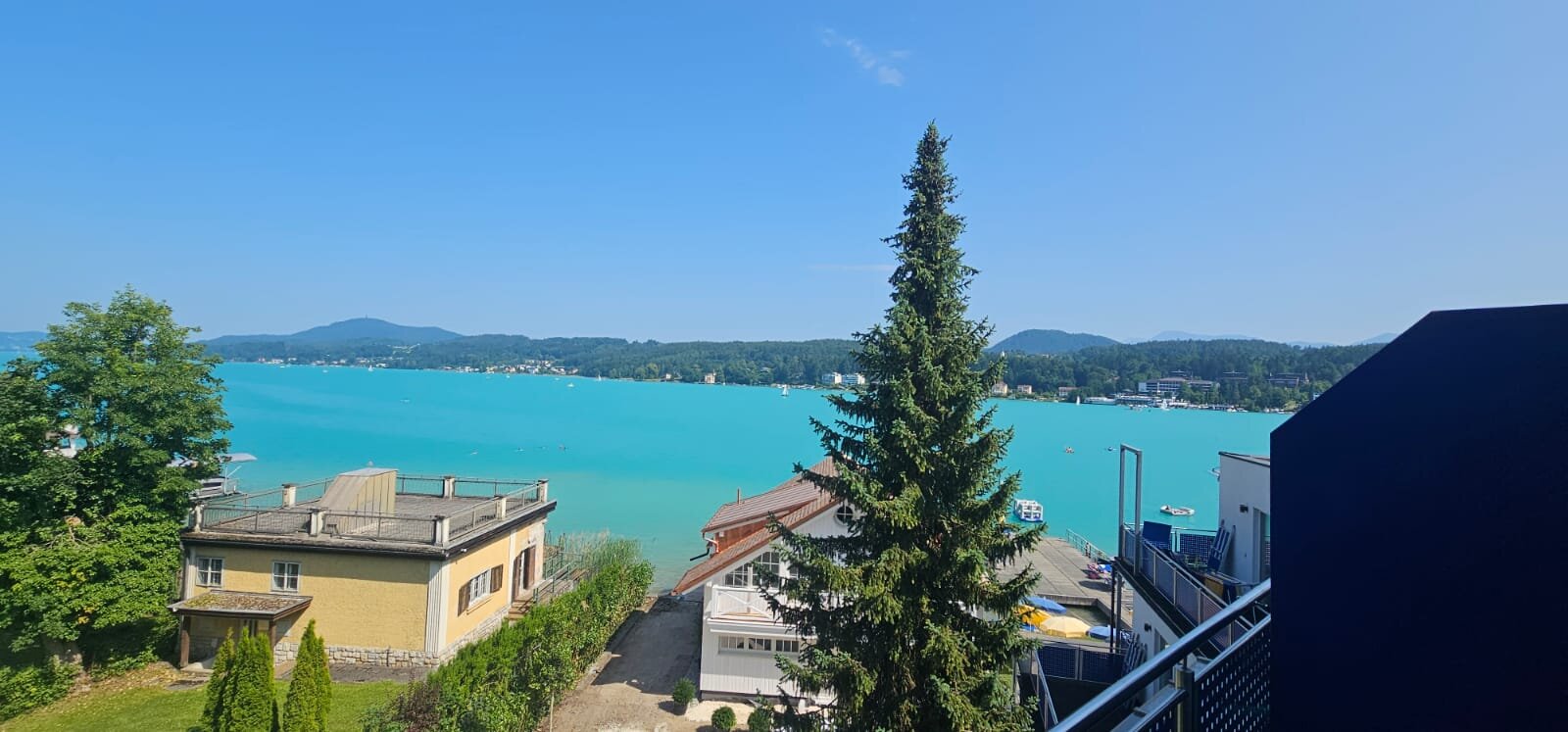 Barry Memle Lakeside Resort-官方