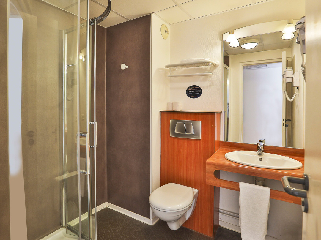 ACE Hotel Vendee Sainte Hermine主图