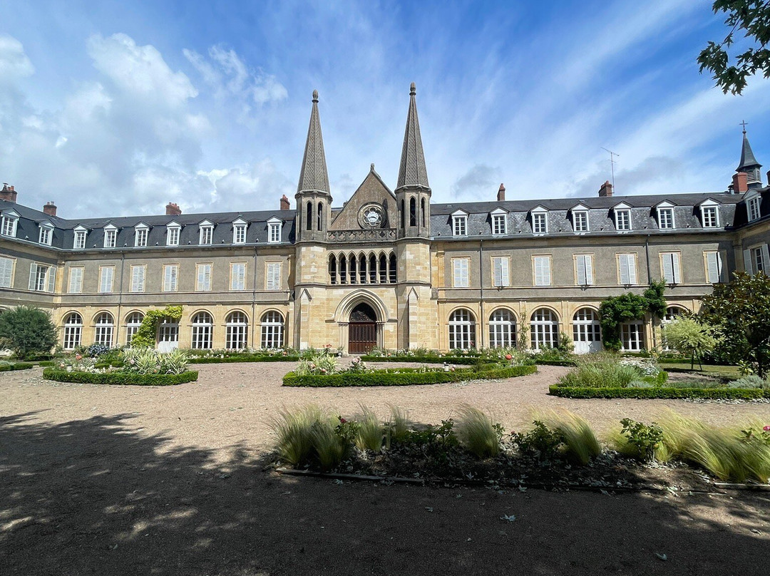 Saint Gildard Convent & Museum-讷韦尔必去景点