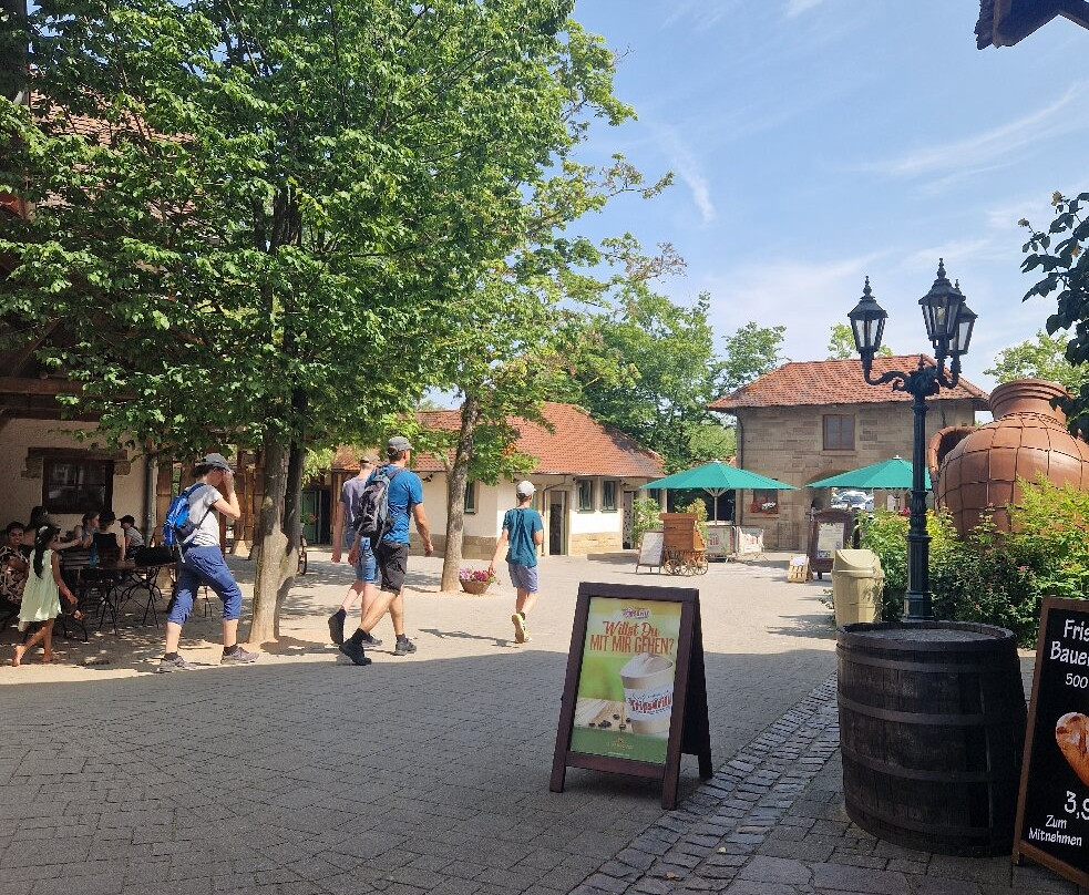 特里博斯德里尔乐园-克莱布龙必去景点