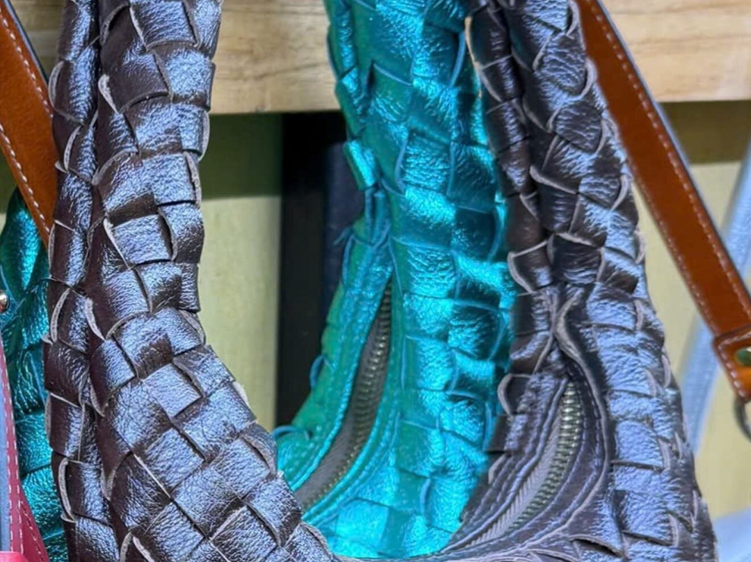 Tonic Shoes Shop-会安必去景点