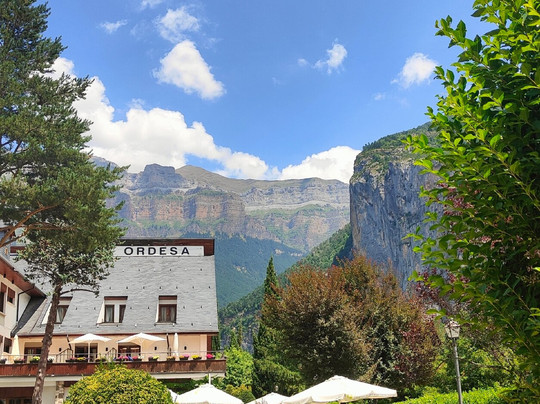 欧德萨酒店主图