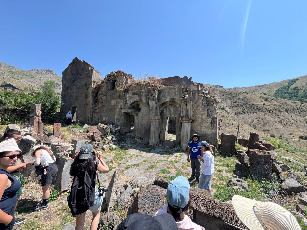 Arates Monastery-Arates必去景点
