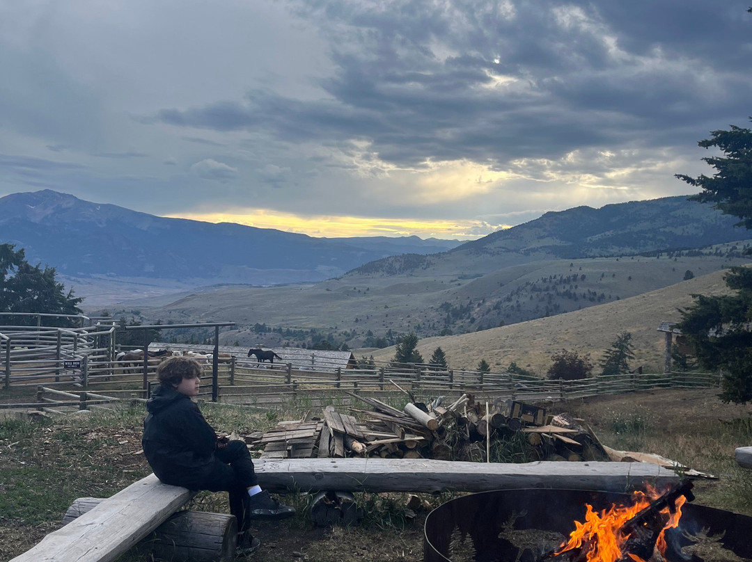 Hell's A-Roarin' Outfitters-加德纳必去景点