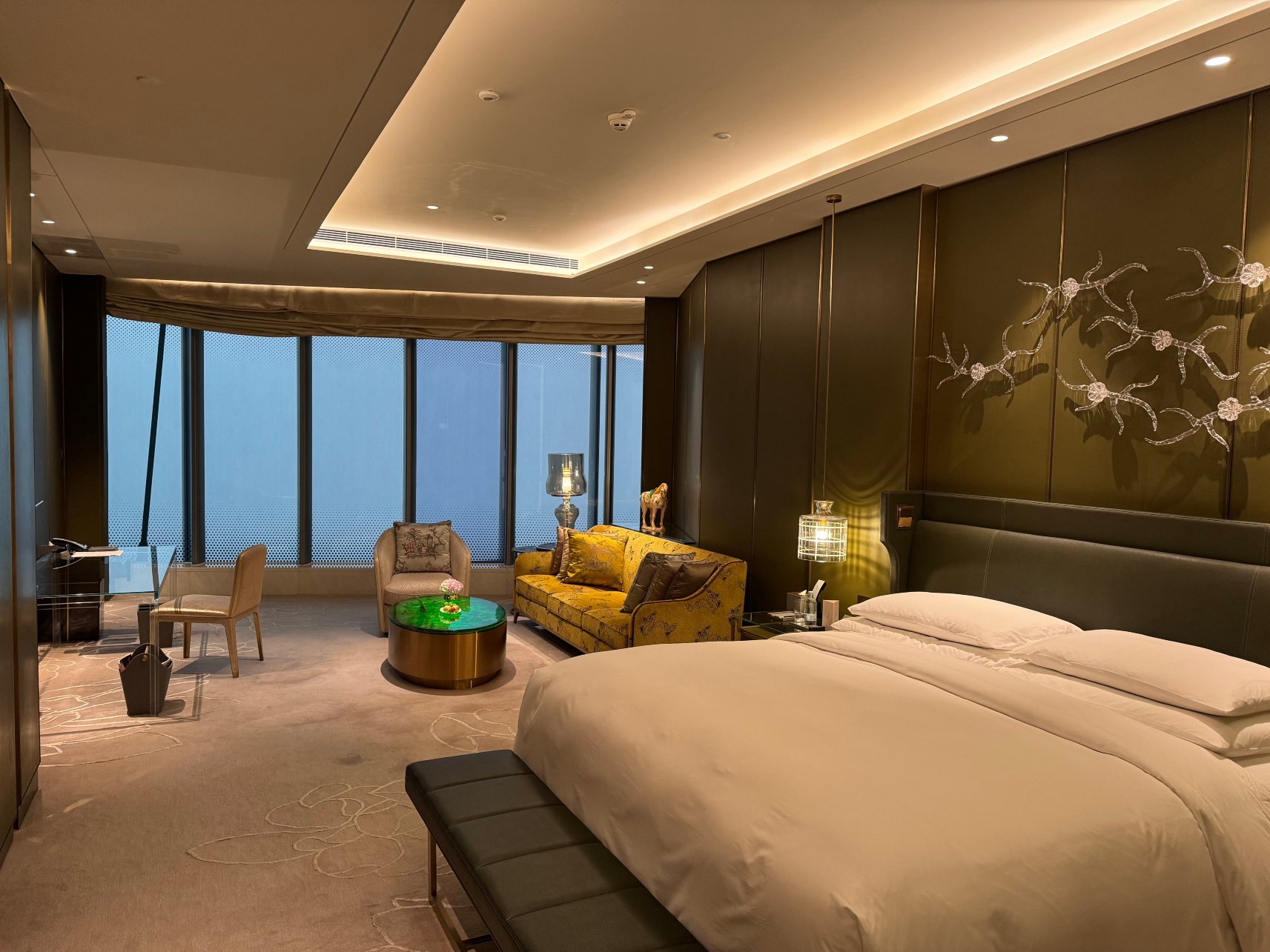 上海中心J酒店-客卧
